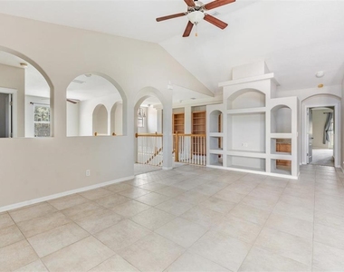 6008 Fishhawk Crossing Boulevard - Photo Thumbnail 6