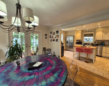 2910 W Sitios Street - Photo Thumbnail 14