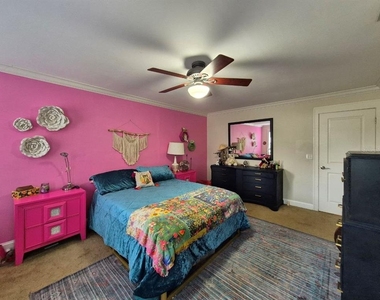 2910 W Sitios Street - Photo Thumbnail 32