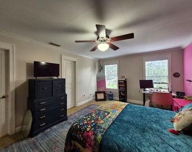 2910 W Sitios Street - Photo Thumbnail 29