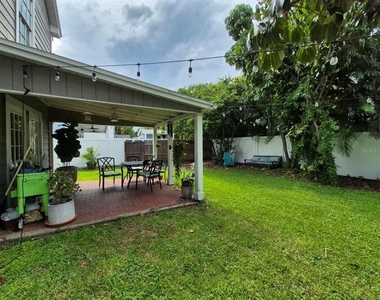 2910 W Sitios Street - Photo Thumbnail 38