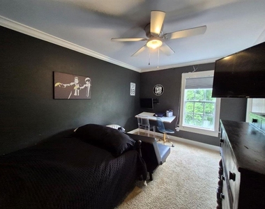 2910 W Sitios Street - Photo Thumbnail 20