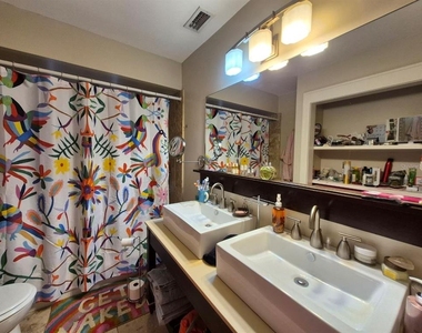 2910 W Sitios Street - Photo Thumbnail 33