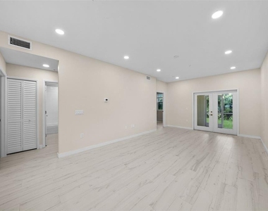 3890 34th Avenue S - Photo Thumbnail 4