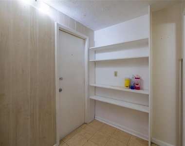 400 S Meteor Avenue - Photo Thumbnail 6
