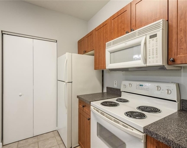 2262 Chianti Place - Photo Thumbnail 13