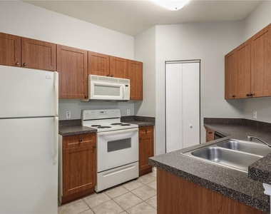 2262 Chianti Place - Photo Thumbnail 10