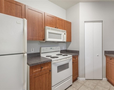 2262 Chianti Place - Photo Thumbnail 14