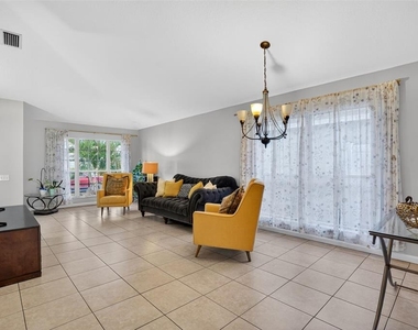 11519 Misty Isle Lane - Photo Thumbnail 1