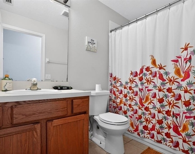 11519 Misty Isle Lane - Photo Thumbnail 11