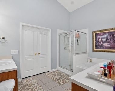 11519 Misty Isle Lane - Photo Thumbnail 3