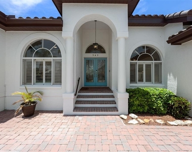 949 Allegro Lane - Photo Thumbnail 24