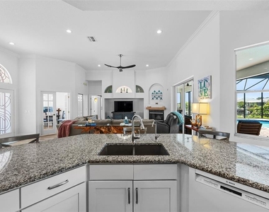 949 Allegro Lane - Photo Thumbnail 52