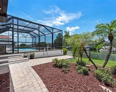 949 Allegro Lane - Photo Thumbnail 33