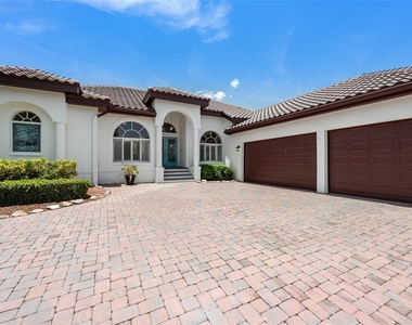949 Allegro Lane - Photo Thumbnail 23