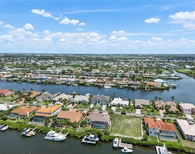 949 Allegro Lane - Photo Thumbnail 9