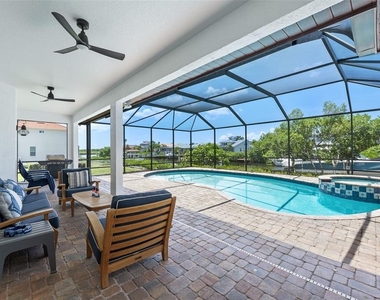949 Allegro Lane - Photo Thumbnail 32