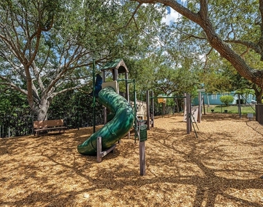 949 Allegro Lane - Photo Thumbnail 94