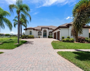949 Allegro Lane - Photo Thumbnail 21
