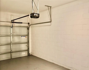 3635 Davenport Creek Court - Photo Thumbnail 12