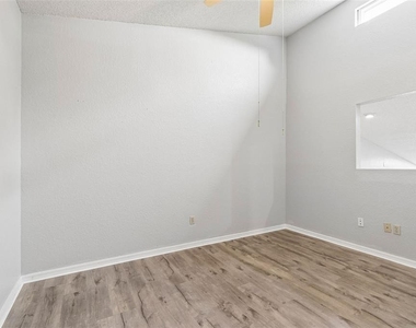 6437 93rd Terrace N - Photo Thumbnail 35