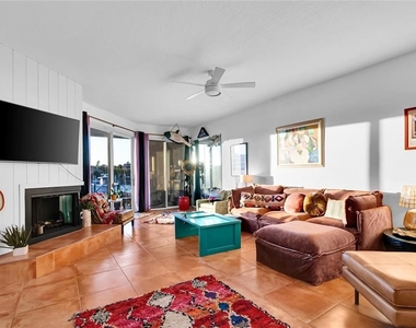 910 Pinellas Bayway S - Photo Thumbnail 7