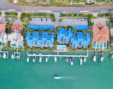 910 Pinellas Bayway S - Photo Thumbnail 2
