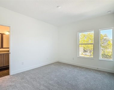 410 S West Shore Boulevard - Photo Thumbnail 70
