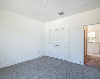 410 S West Shore Boulevard - Photo Thumbnail 64