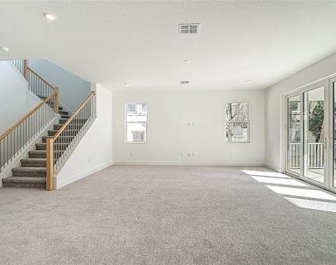 410 S West Shore Boulevard - Photo Thumbnail 27