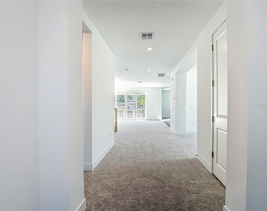 410 S West Shore Boulevard - Photo Thumbnail 5