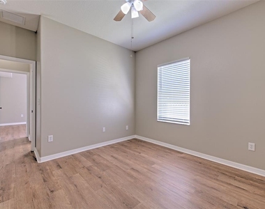 4752 Patagonia Place - Photo Thumbnail 40