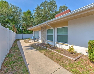 4313 Tahitian Gardens Circle - Photo Thumbnail 3