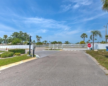 4313 Tahitian Gardens Circle - Photo Thumbnail 26