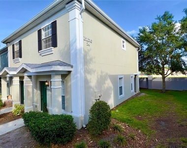10946 Savannah Wood Drive - Photo Thumbnail 1