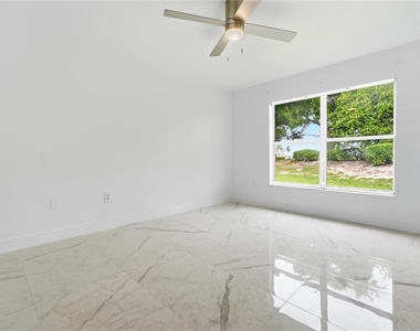577 Terranova Circle - Photo Thumbnail 16