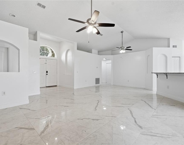 577 Terranova Circle - Photo Thumbnail 5