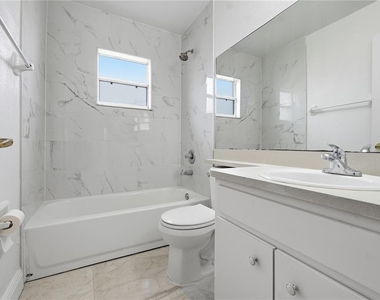 577 Terranova Circle - Photo Thumbnail 29