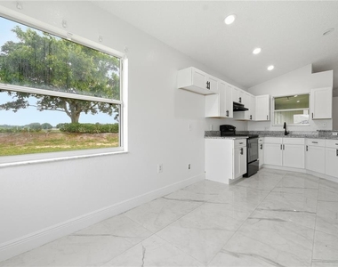 577 Terranova Circle - Photo Thumbnail 12