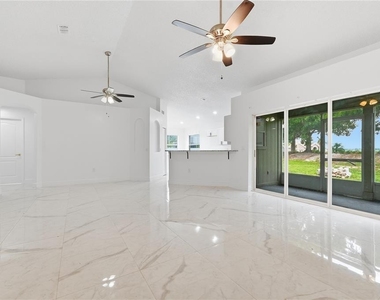 577 Terranova Circle - Photo Thumbnail 6