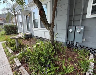 118 N Beaumont Avenue - Photo Thumbnail 11