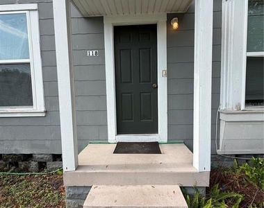 118 N Beaumont Avenue - Photo Thumbnail 12