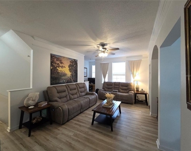 12110 Poppy Field Lane - Photo Thumbnail 5