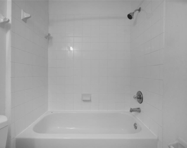 125 Australian Way - Photo Thumbnail 27