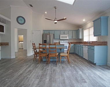 4645 Saddle Creek Place - Photo Thumbnail 7