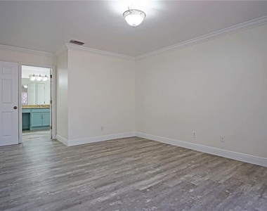 4645 Saddle Creek Place - Photo Thumbnail 20
