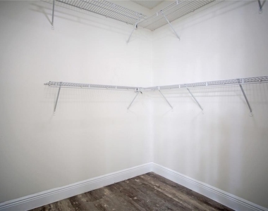 4645 Saddle Creek Place - Photo Thumbnail 23