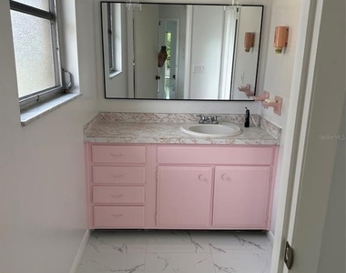 470 Lake Road - Photo Thumbnail 18