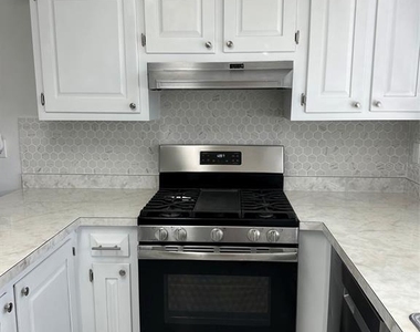 470 Lake Road - Photo Thumbnail 2