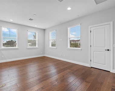 835 W Canton Avenue - Photo Thumbnail 20